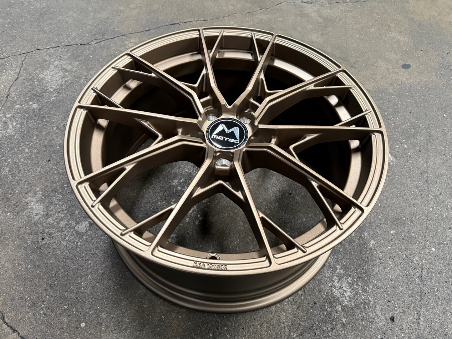 New 19X8.5 ET43 Motec MCR7 Rim (4 wheel) Matt Bronze 5X112