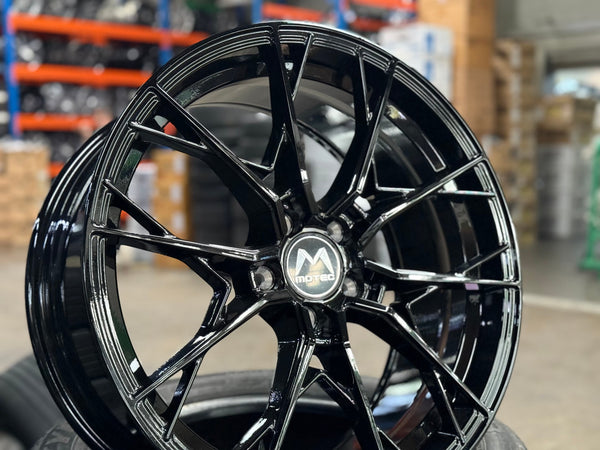 New 19X8.5 ET43 Motec MCR7 Rim (4 wheel) Gloss Black 5X112