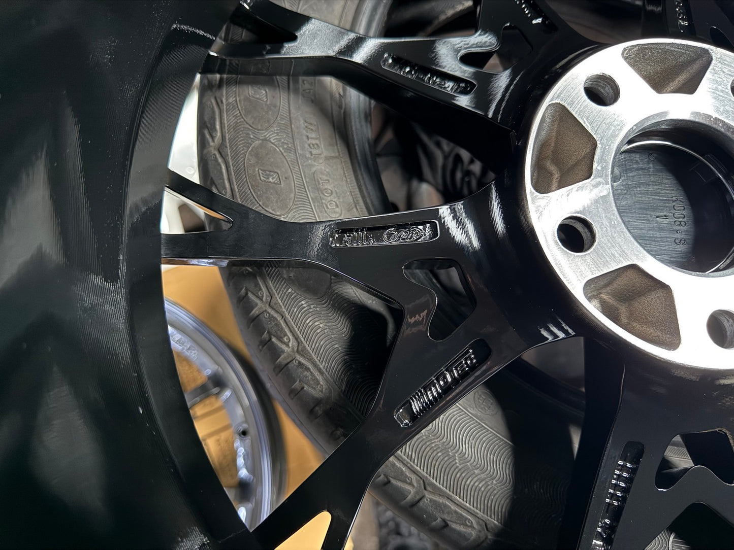 New 19X8.5 ET43 Motec MCR7 Rim (4 wheel) Gloss Black 5X112