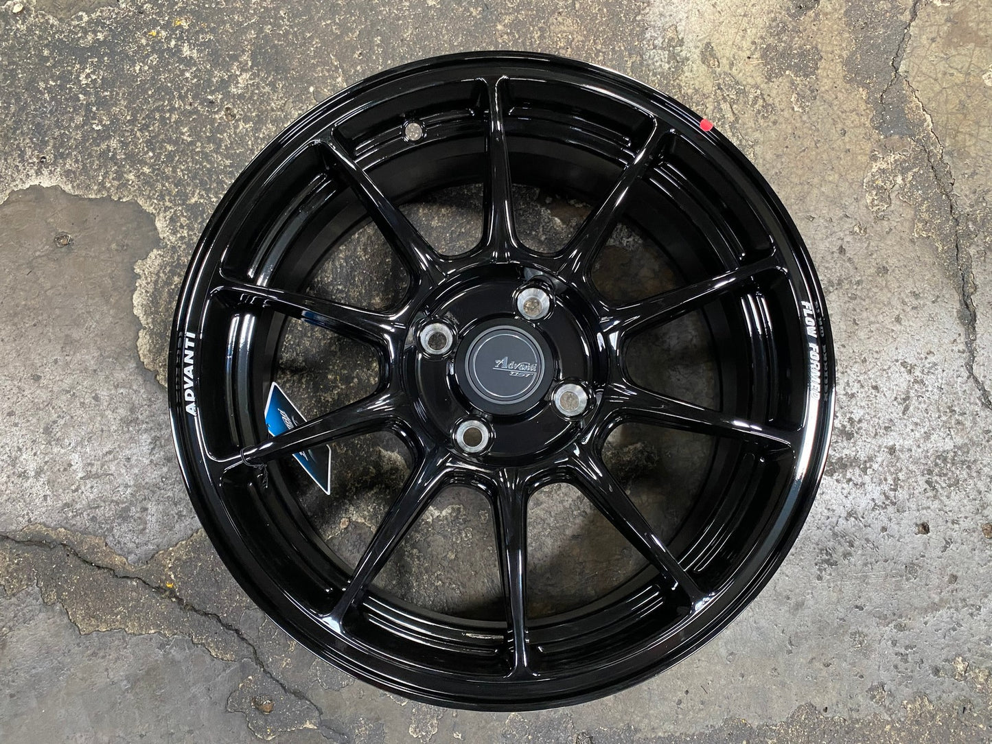 New 15X6.5 ET42 Advanti Aria Rim (4 wheel) Gloss Black 4X100