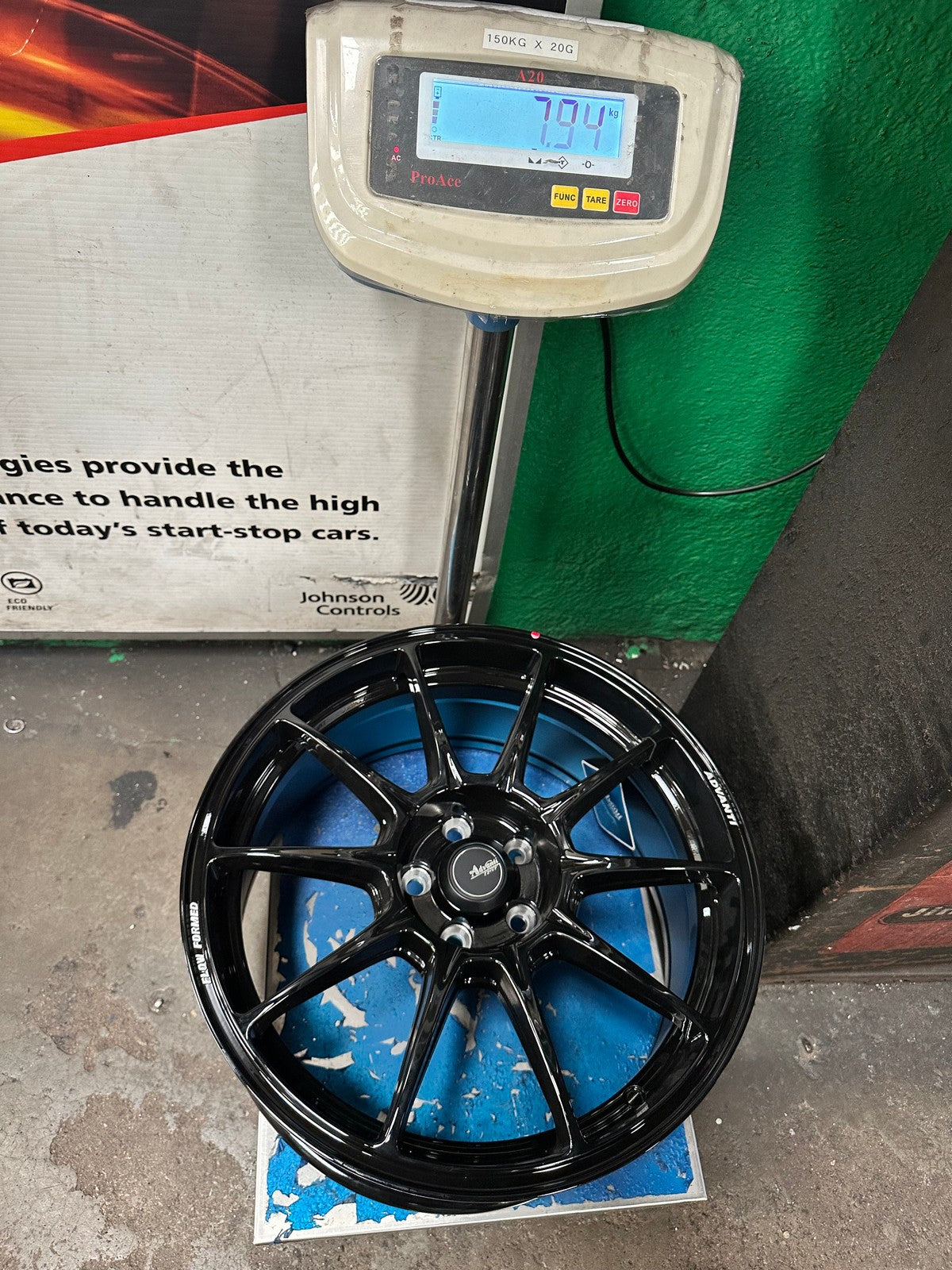 New 17X8 ET35 Advanti Aria Rim (4 wheel) Gloss Black 5X100