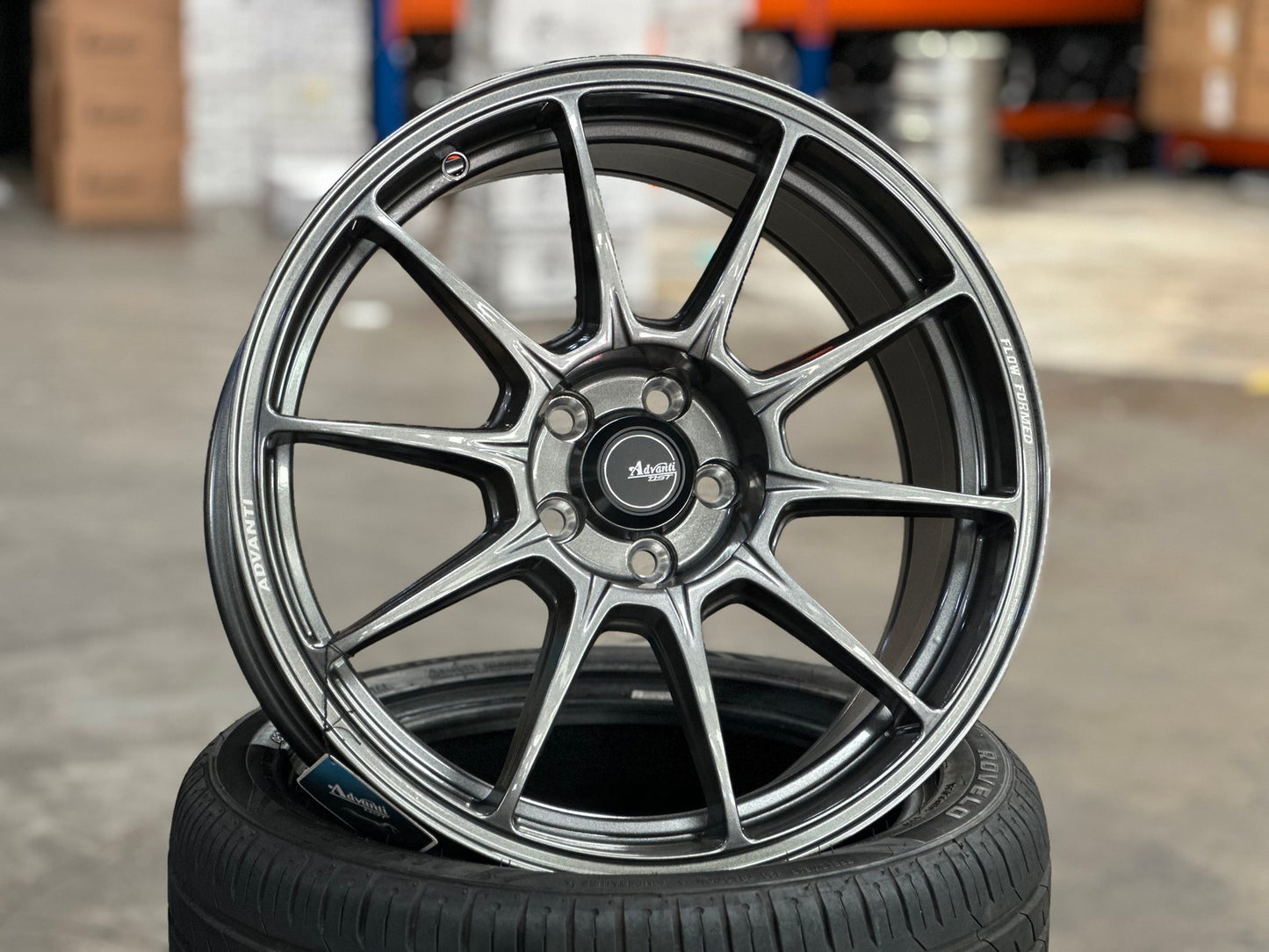 New 17X8 ET35 Advanti Aria Rim (4 wheel) Gloss Gunmetal 5X100