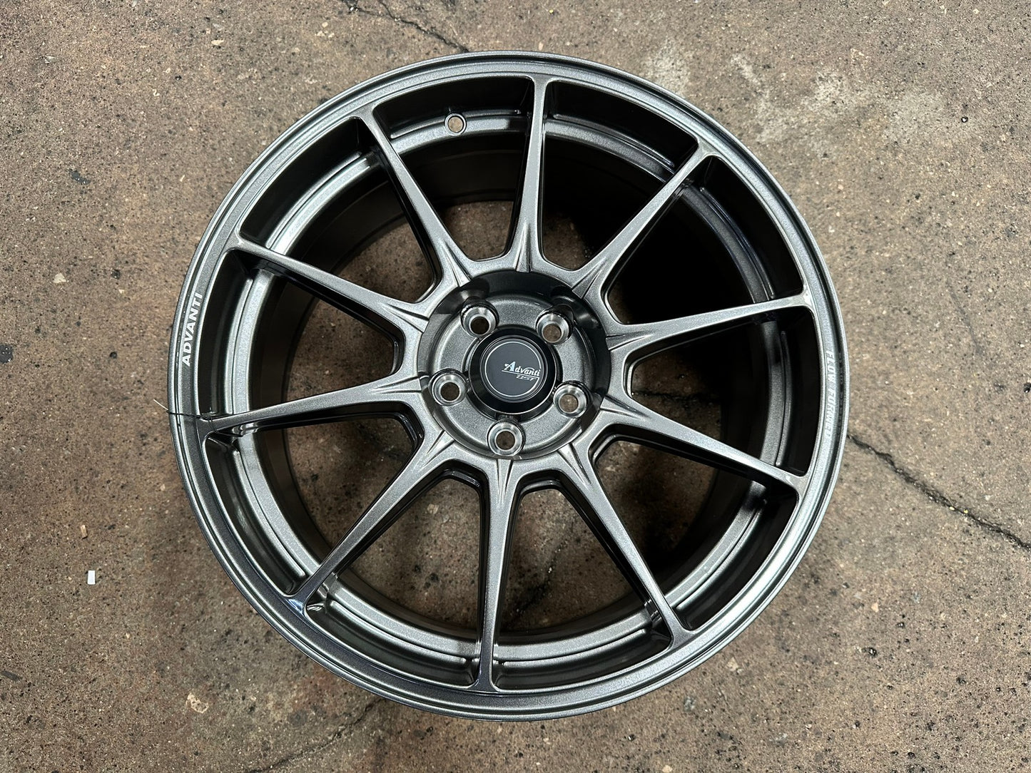 New 17X8 ET35 Advanti Aria Rim (4 wheel) Gloss Gunmetal 5X100