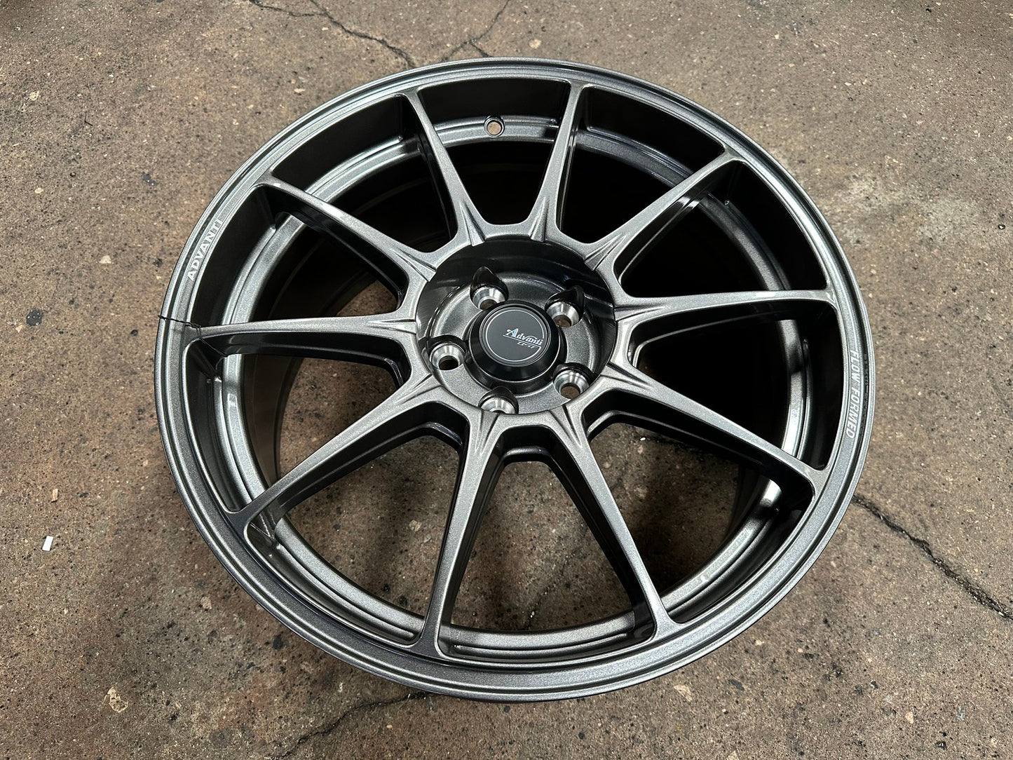 New 17X8 ET35 Advanti Aria Rim (4 wheel) Gloss Gunmetal 5X100