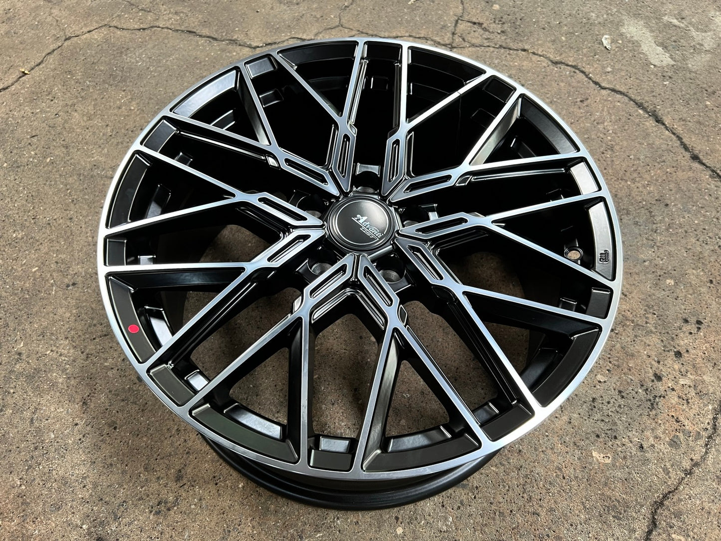 New 18X8 ET45 Advanti Reagan Rim (4 wheel) Matt Black 5X114.3