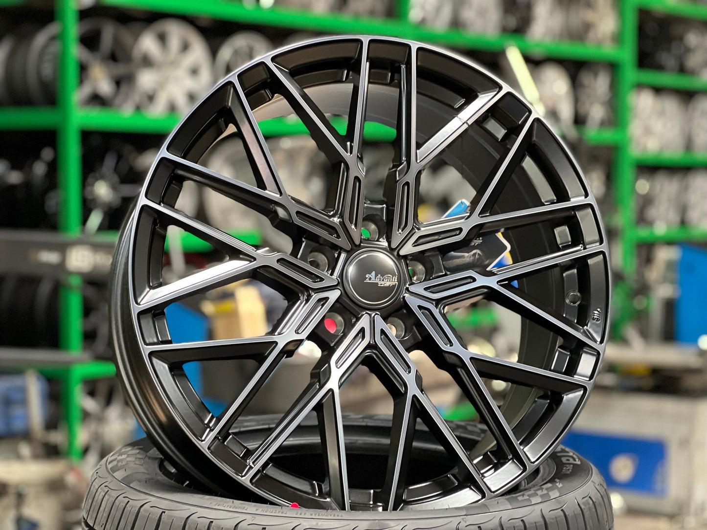 New 19X8.5 ET40 Advanti Reagan Rim (4 wheel) Matt Black 5X114.3