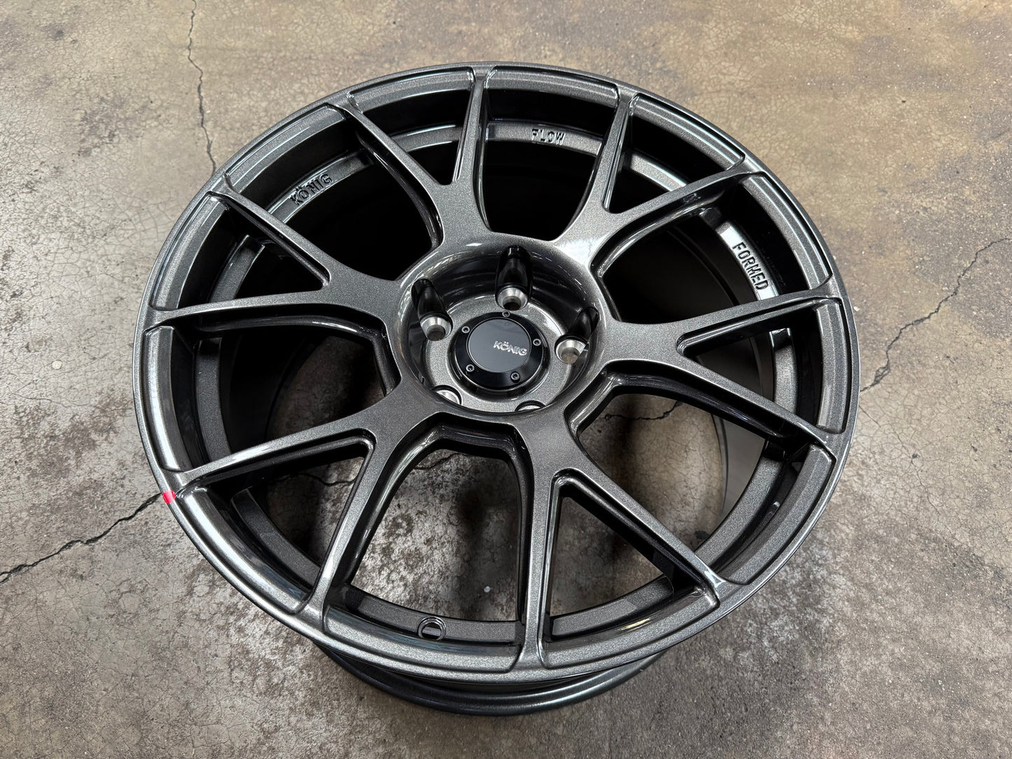 New 18X9.5 ET35 Konig Ampliform Rim (4 wheel) Gloss Gunmetal 5X120