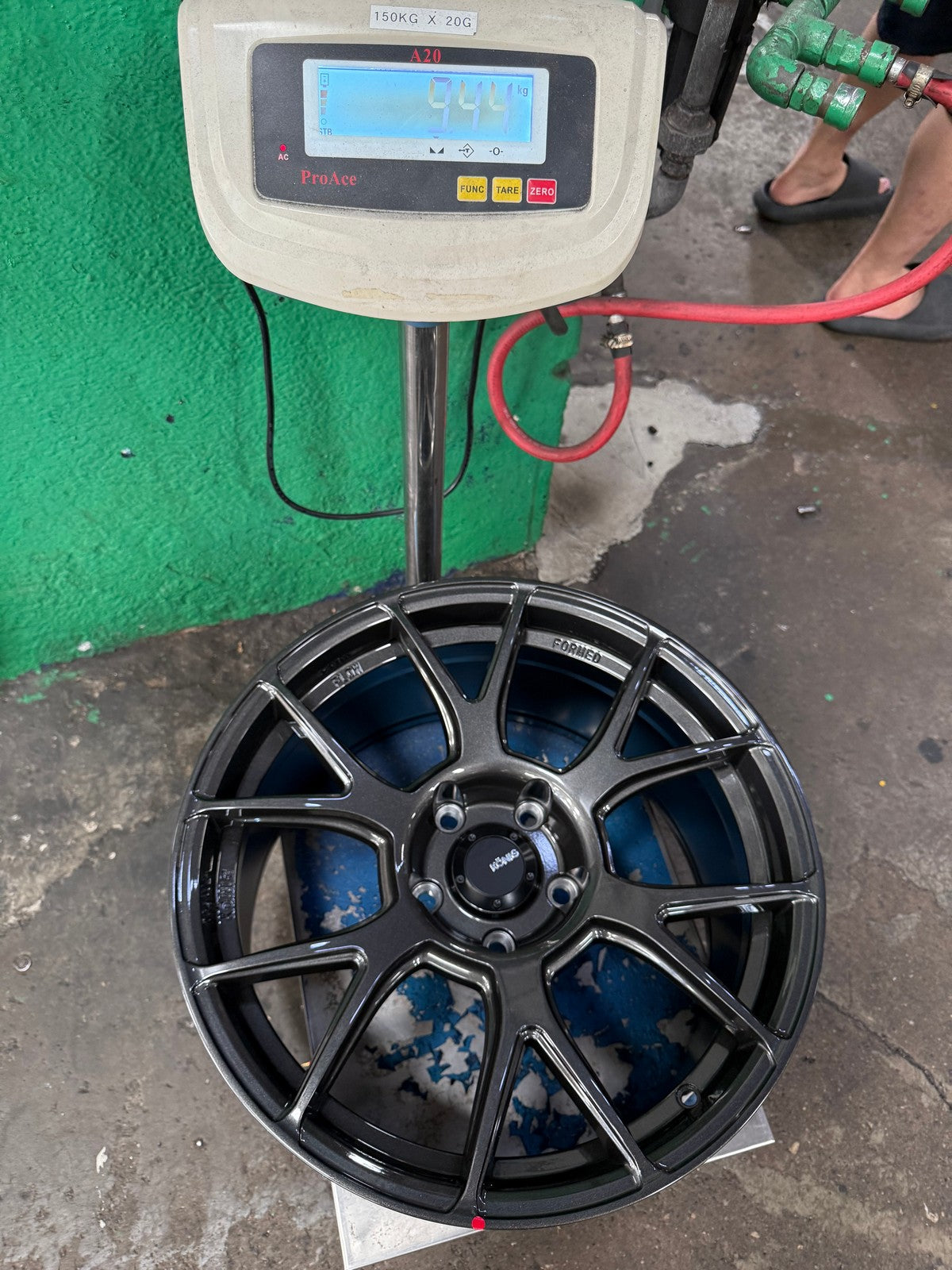 New 18X9.5 ET35 Konig Ampliform Rim (4 wheel) Gloss Gunmetal 5X120