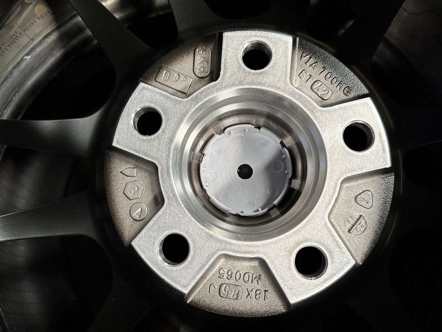 New 18X8.5 ET42 Advanti Ameros Rim (4 wheel) Gloss Black 5X114.3