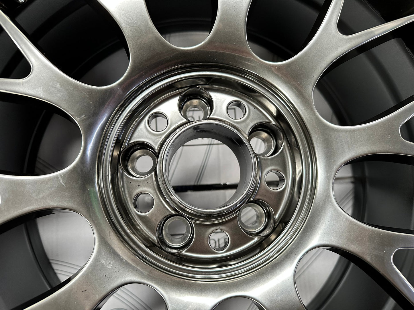 New 18X8.5 ET32 Konig MRK1 Rim (4 wheel) Gloss Gunmetal 5X112