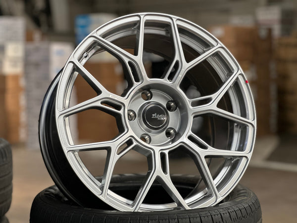 New 18X8.5 ET40 Advanti Asphalt Rim (4 wheel) Gloss Silver 5X114.3