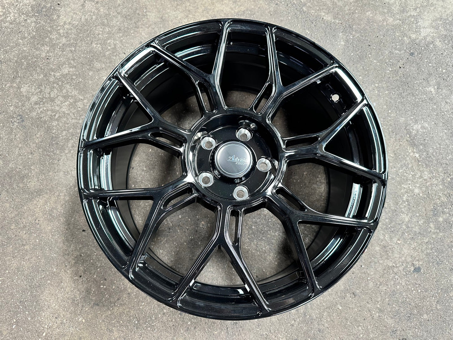 New 18X8.5 ET40 Advanti Asphalt Rim (4 wheel) Gloss Black 5X114.3