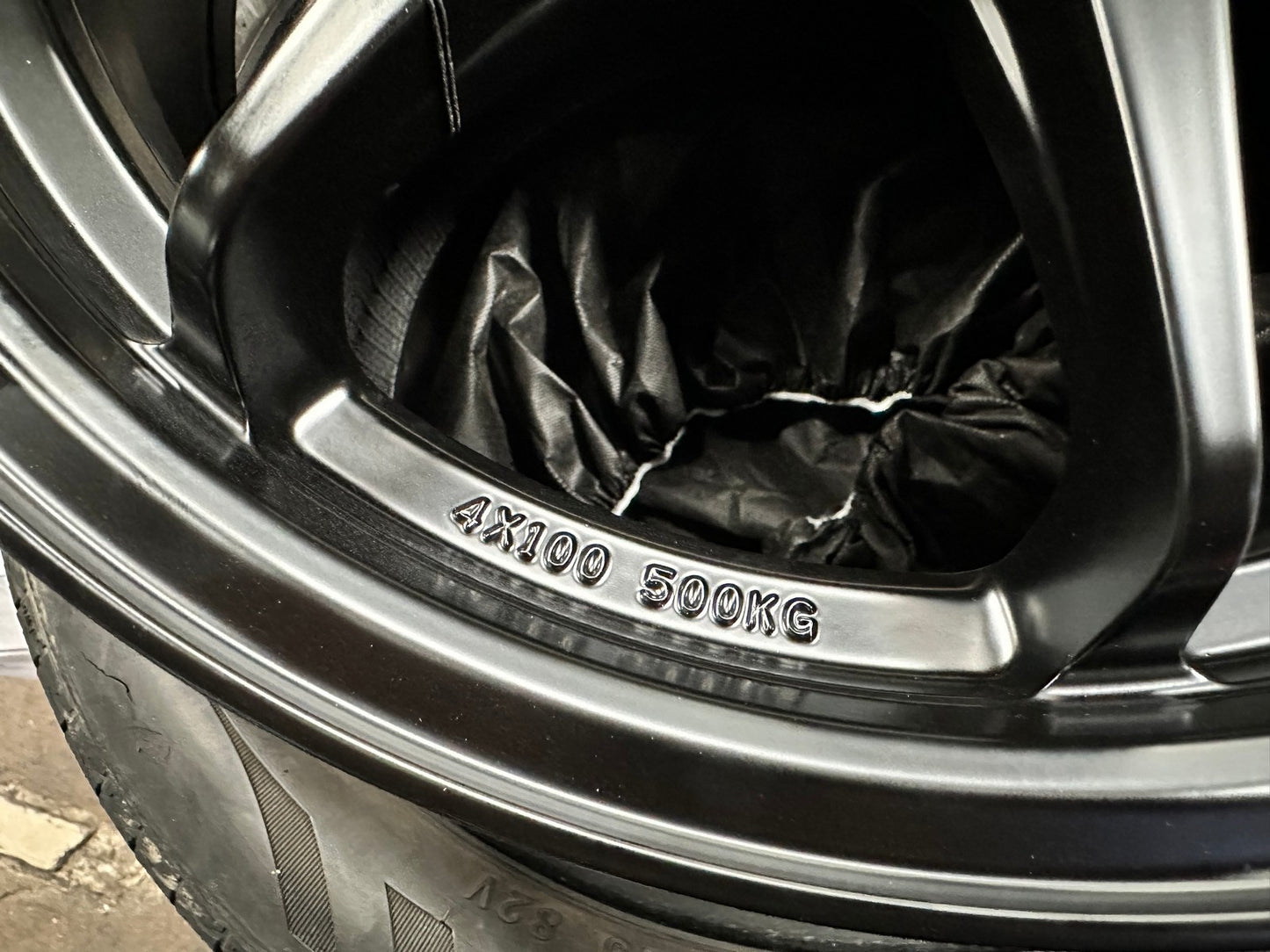 New 15X6.5 ET38 Advanti MI526 Rim (4 wheel) Matt Black 4X100