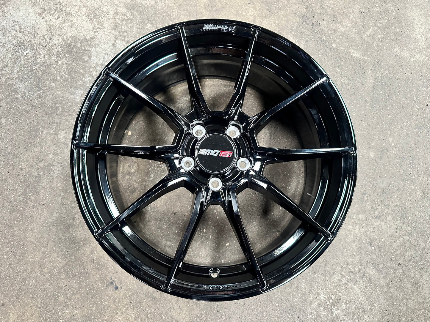 New 18X8 ET45 Motec MCR2 Rim (4 wheel) Gloss Black 5X112