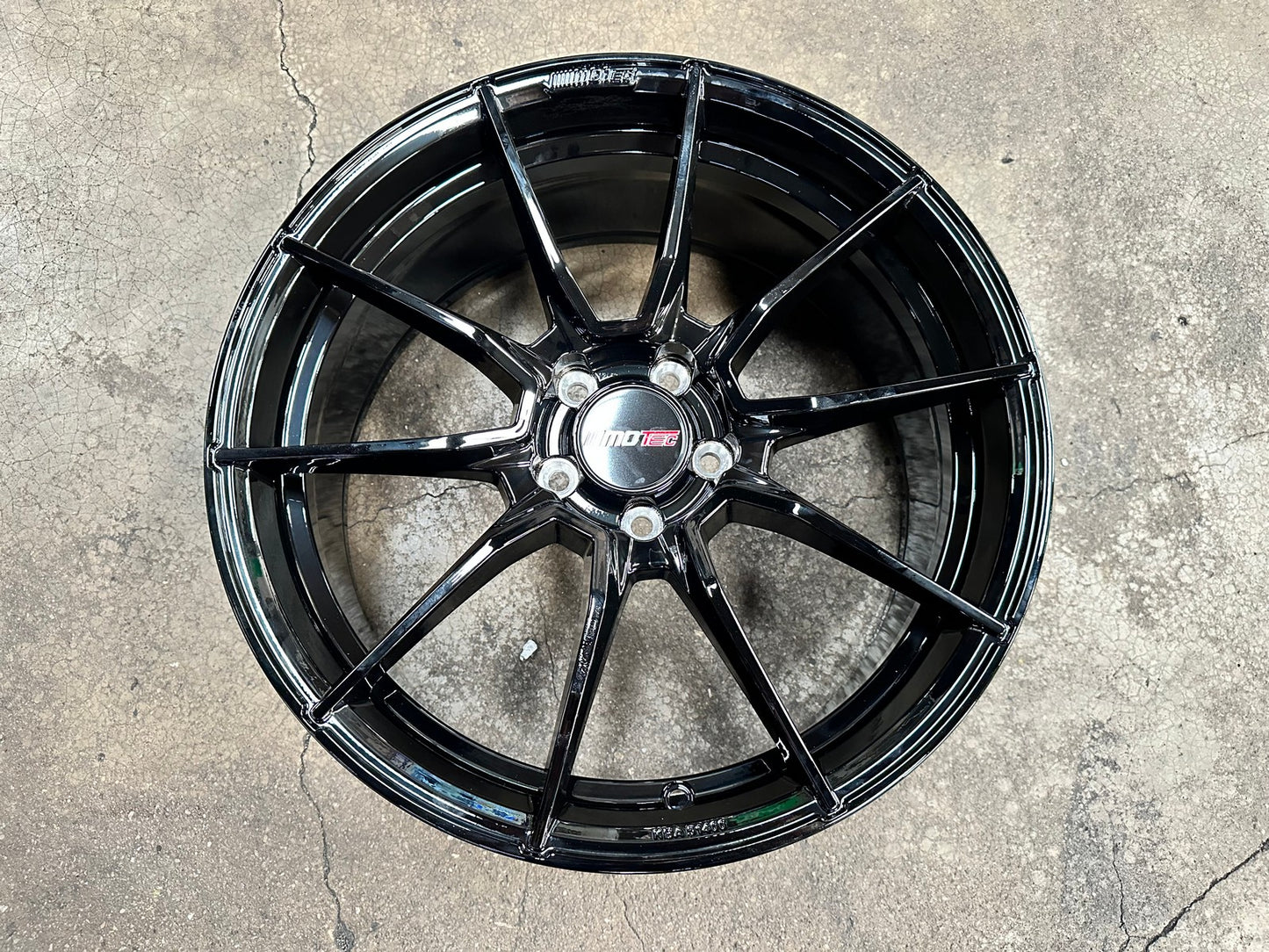 New 19X8.5 ET43 Motec MCR2 Rim (4 wheel) Gloss Black 5X112
