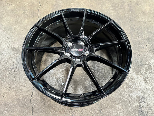 New 19X8.5 ET43 Motec MCR2 Rim (4 wheel) Gloss Black 5X112