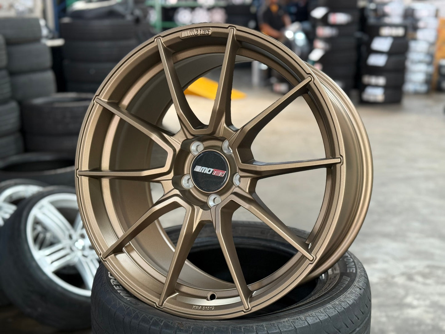 New 19X9.5 ET45 Motec MCR2 Rim (4 wheel) Matt Bronze 5X112
