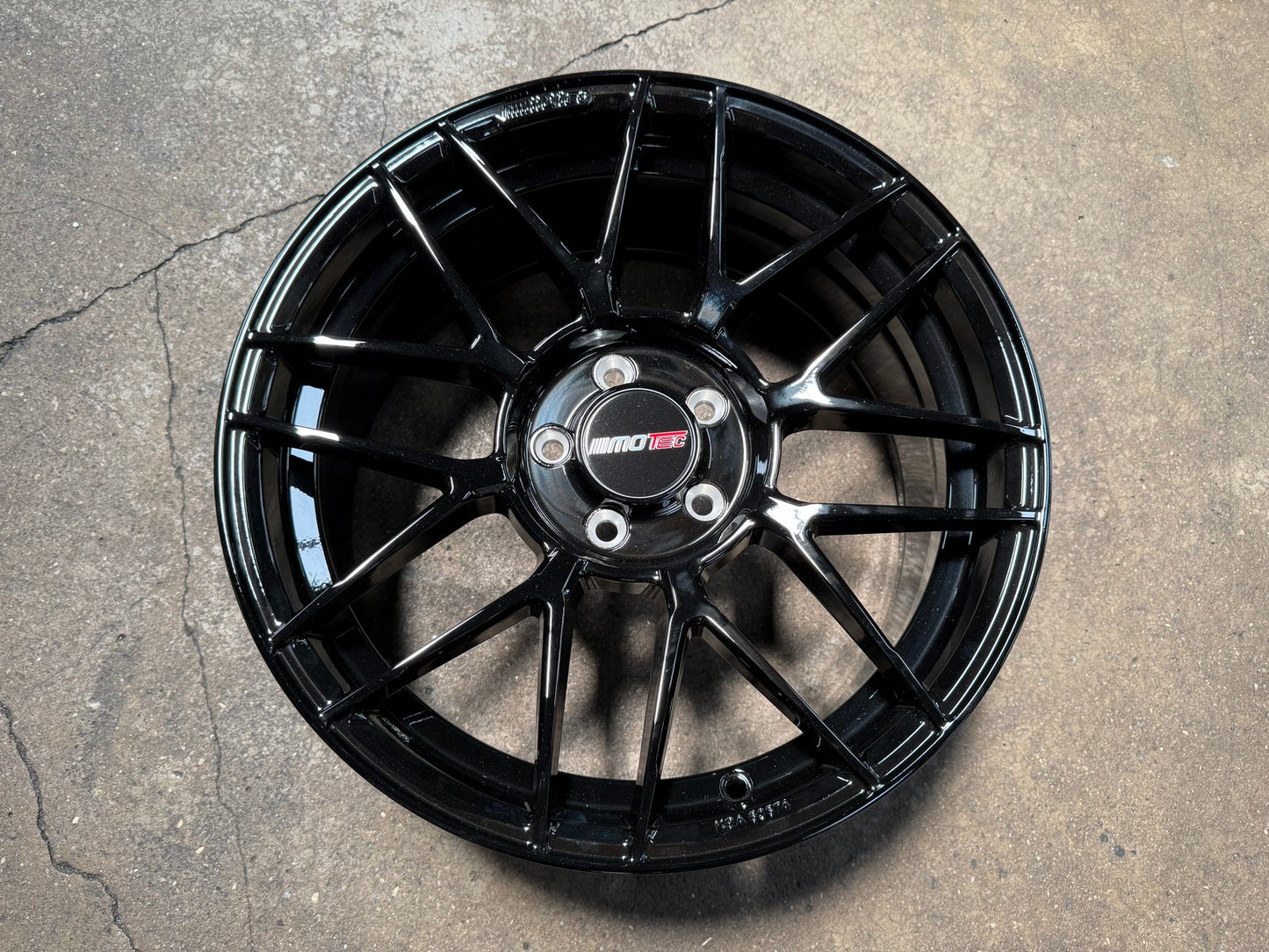 New 18X8 ET45 Motec MCR3 Rim (4 wheel) Gloss Black 5X112