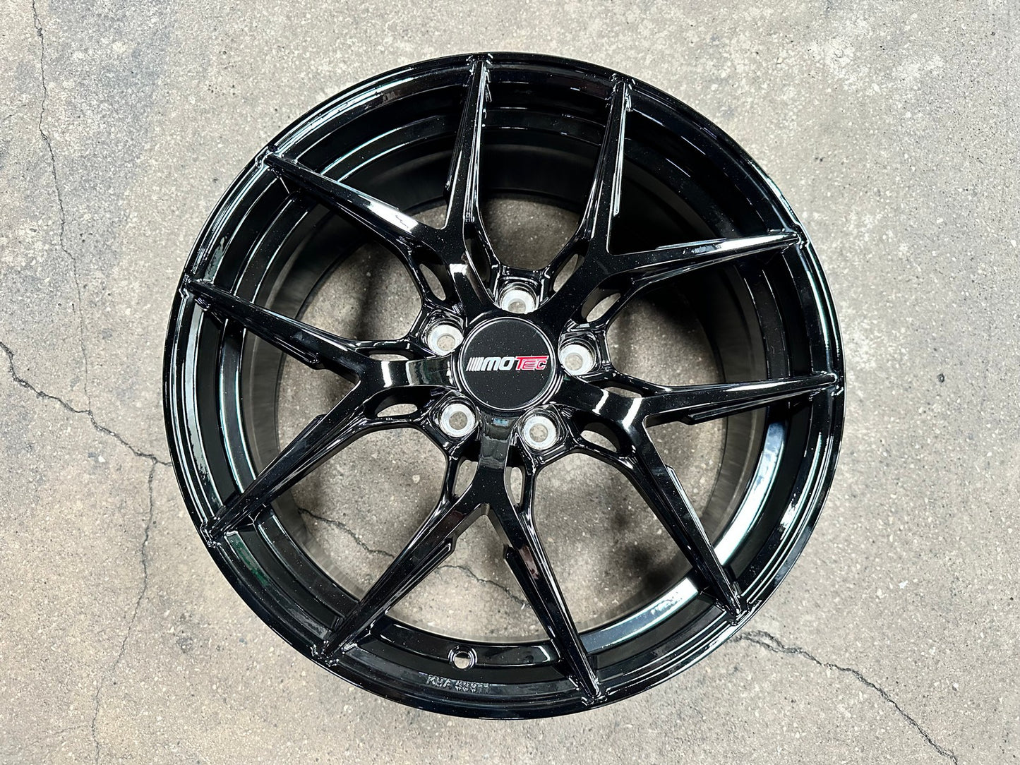 New 18X8 ET45 Motec MCR4 Rim (4 wheel) Gloss Black 5X112