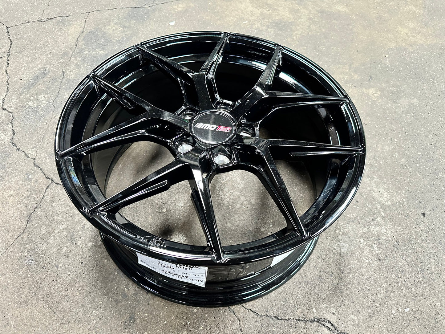 New 18X8 ET45 Motec MCR4 Rim (4 wheel) Gloss Black 5X112