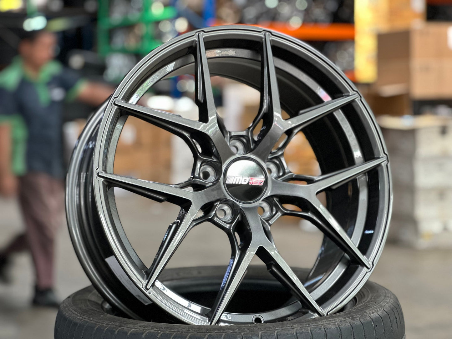 New 18X8 ET45 Motec MCR4 Rim (4 wheel) Gloss Gunmetal 5X112