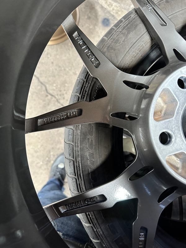 New 18X8 ET45 Motec MCR4 Rim (4 wheel) Gloss Gunmetal 5X112