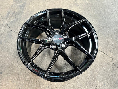 New 19X8.5 ET45 Motec MCR4 Rim (4 wheel) Gloss Black 5X112