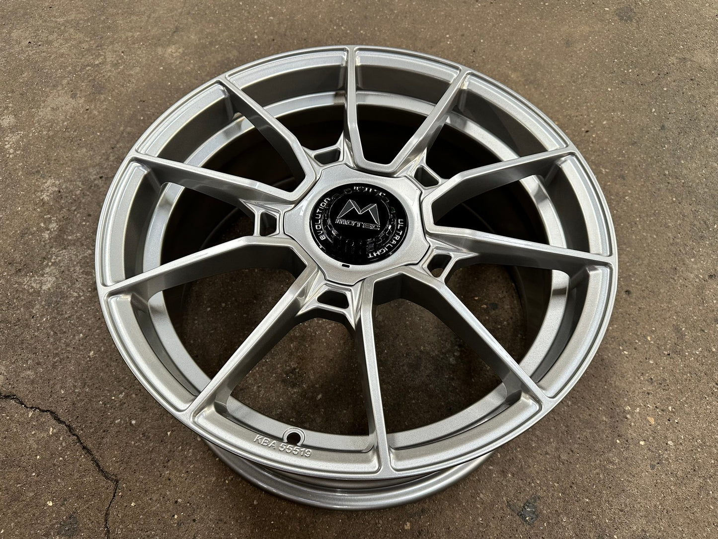 New 18X8 ET45 Motec MCR5 Rim (4 wheel) Gloss Gunmetal 5X112