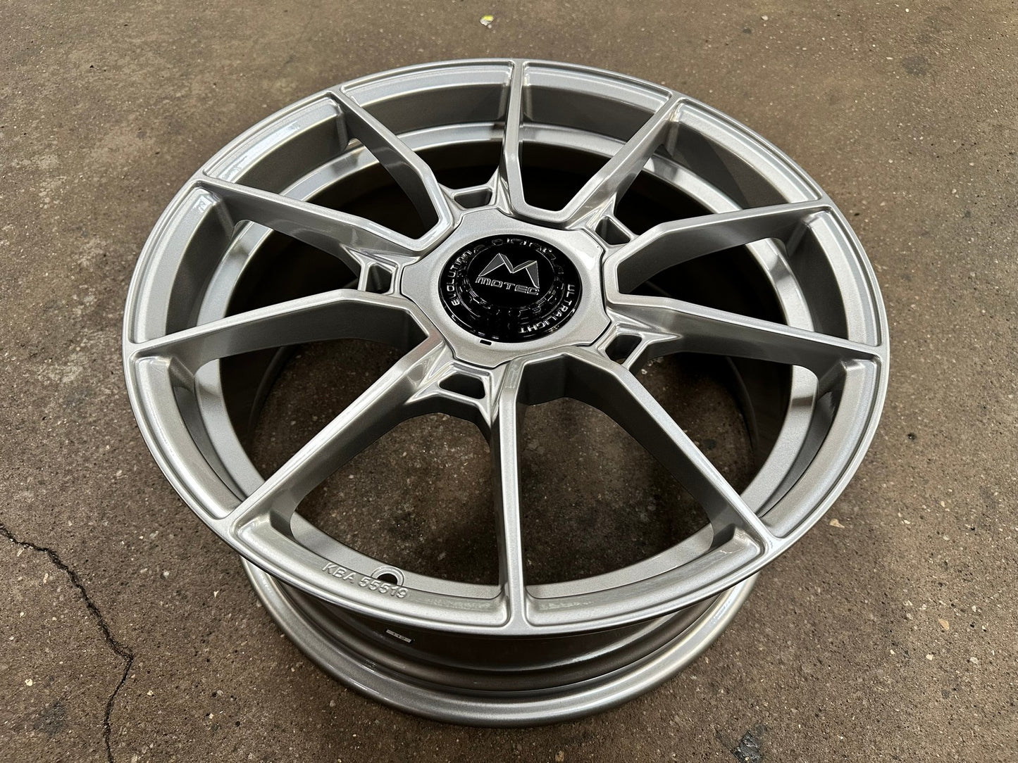 New 18X8 ET45 Motec MCR5 Rim (4 wheel) Gloss Gunmetal 5X112