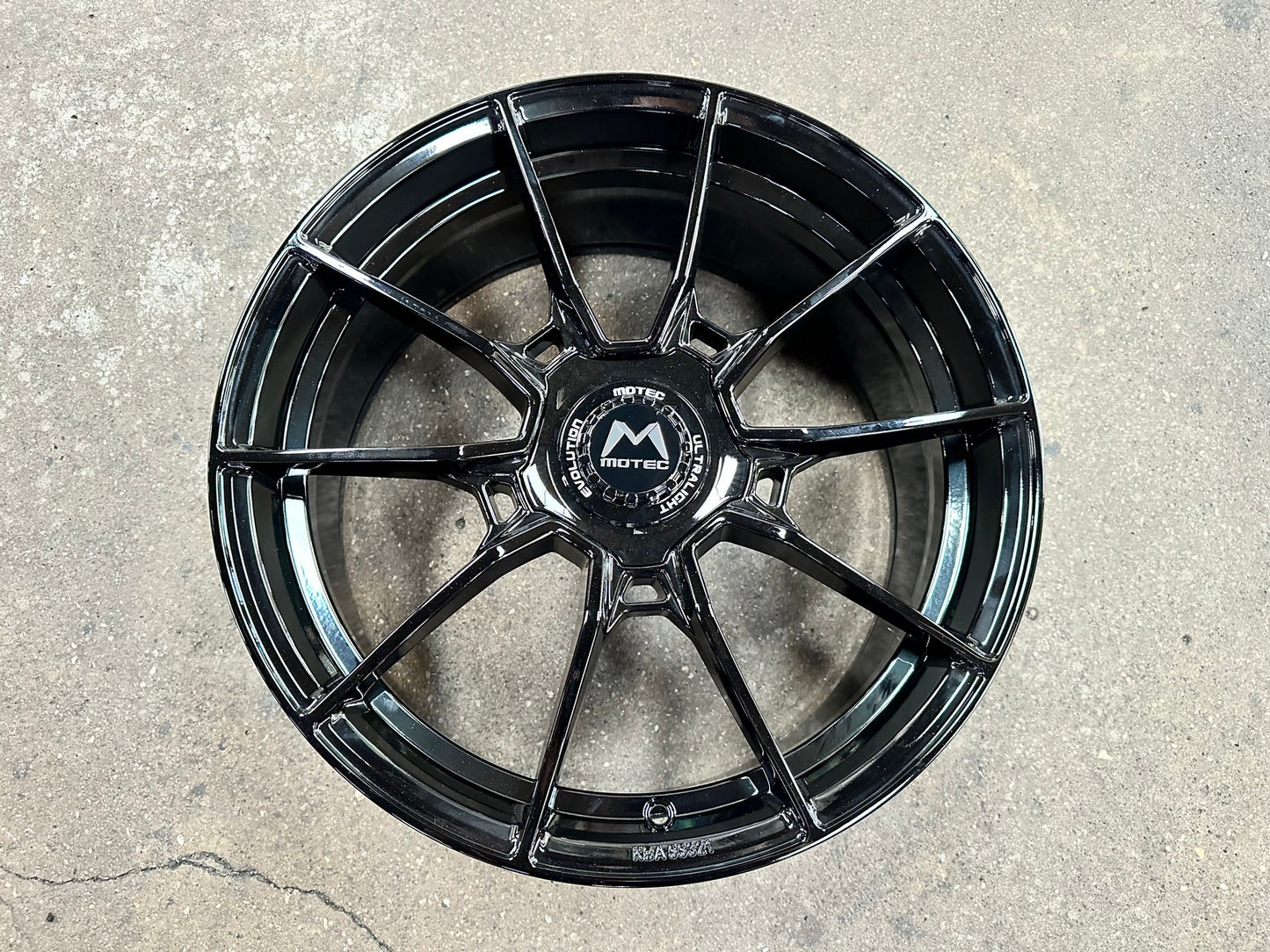 New 19X8.5 ET45 Motec MCR5 Rim (4 wheel) Gloss Black 5X108