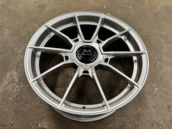 New 19X8.5 ET43 Motec MCR5 Rim (4 wheel) Gloss Gunmetal 5X112