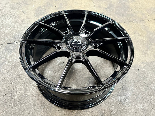 New 19X8.5 ET43 Motec MCR5 Rim (4 wheel) Gloss Black 5X112