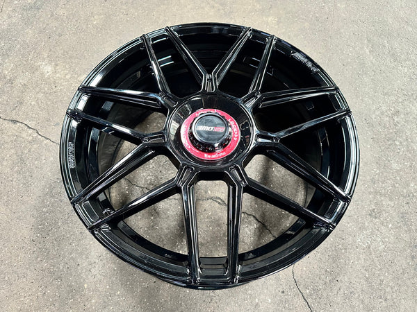New 19X8.5 ET45 Motec MCT1 Rim (4 wheel) Gloss Black 5X112