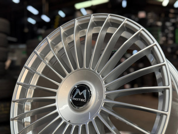 New 19X8.5 ET30 Motec MCT1 Rim (4 wheel) Gloss Silver 5X112