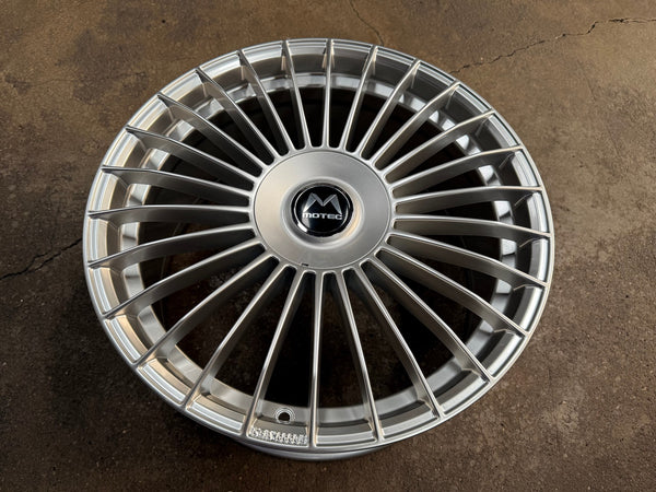 New 19X8.5 ET43 Motec MCT1 Rim (4 wheel) Gloss Silver 5X112