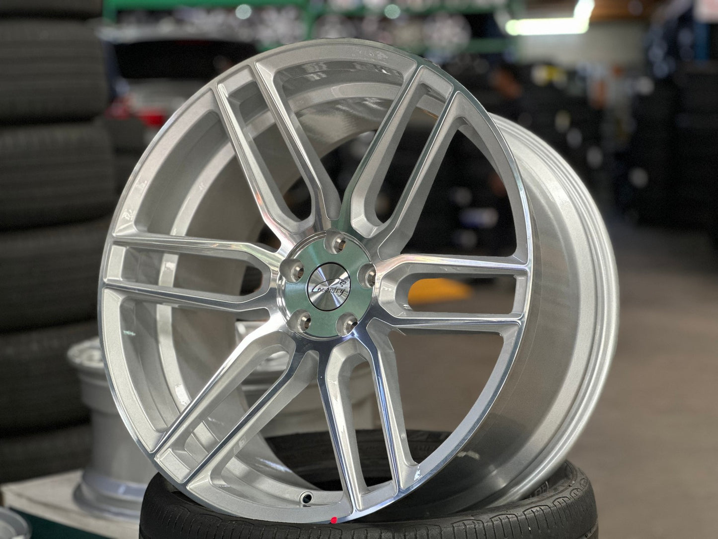 New 21X10.5 ET42 TSW Conventry Dale Rim (4 wheel) Gloss Silver 5X108