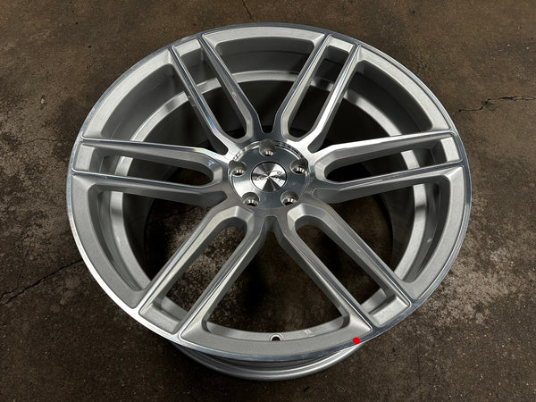 New 21X10.5 ET42 TSW Conventry Dale Rim (4 wheel) Gloss Silver 5X108
