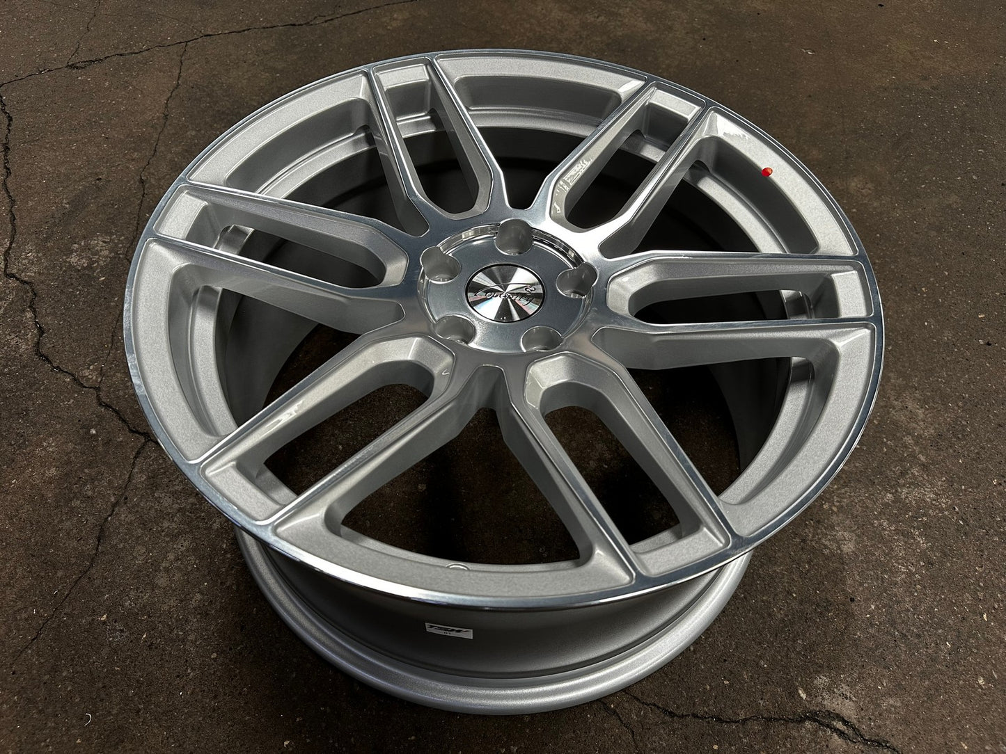 New 18X8.5 ET35 TSW Conventry Dale Rim (4 wheel) Gloss Silver 5X108