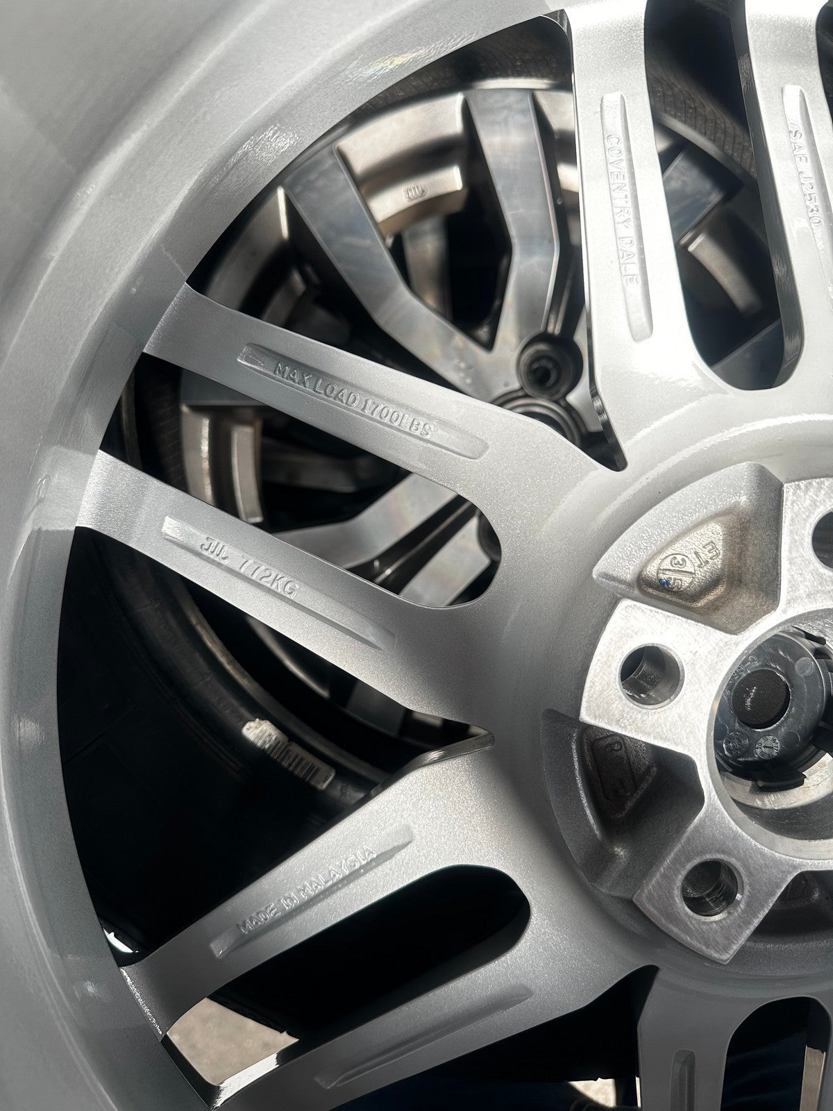 New 19X8.5 ET35 TSW Conventry Dale Rim (4 wheel) Gloss Silver 5X108