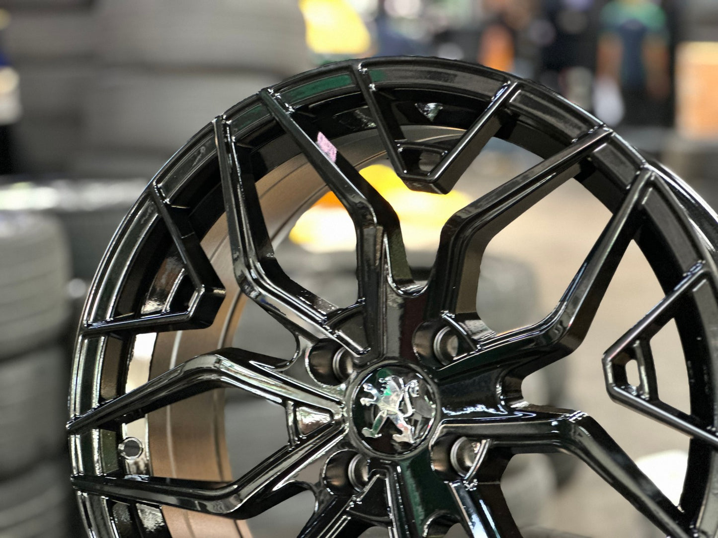 New 17X7.5 ET25 Peugeot Design Mesh Rim (4 wheel) Gloss Black 4X108