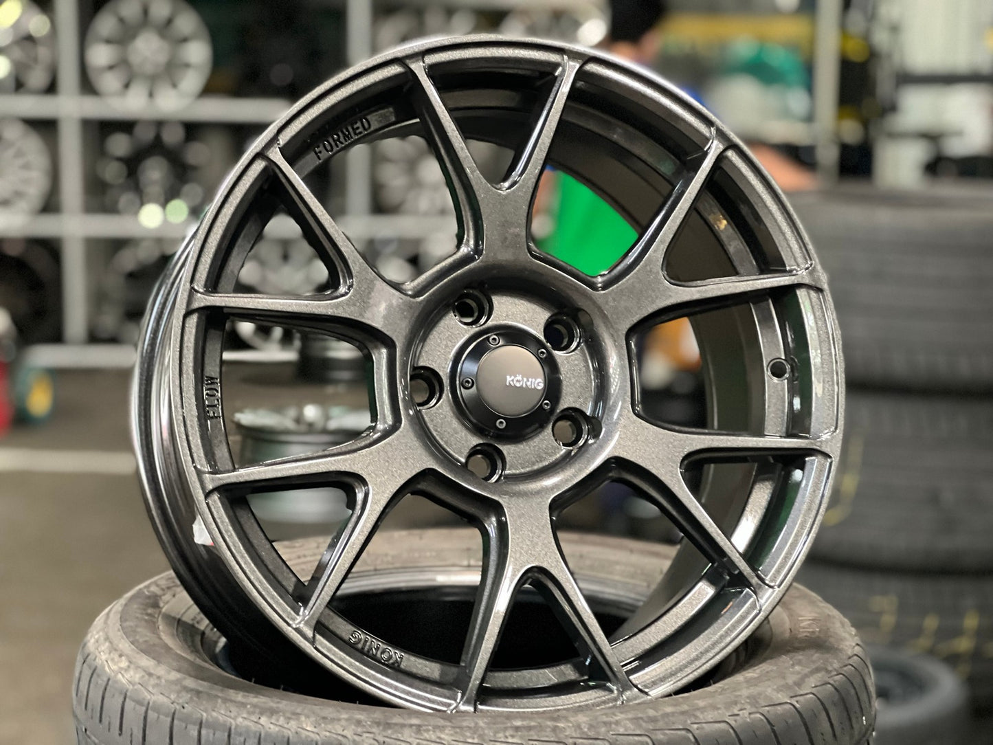 New 17X8 ET40 Konig Ampliform Rim (4 wheel) Gloss Gunmetal 5X114.3