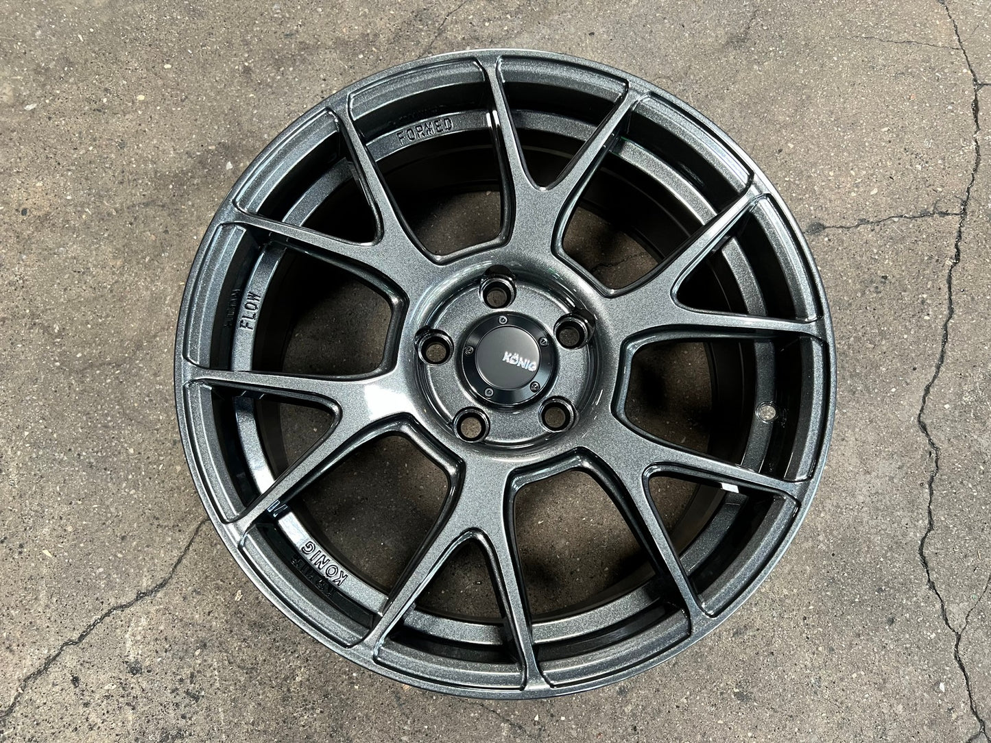 New 17X8 ET40 Konig Ampliform Rim (4 wheel) Gloss Gunmetal 5X114.3