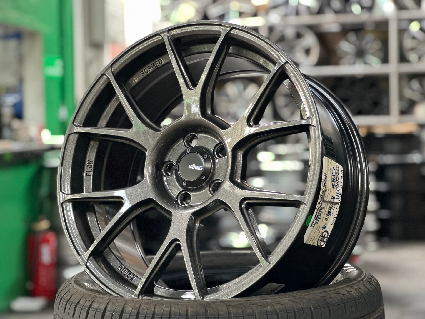 New 18X8.5 ET43 Konig Ampliform Rim (4 wheel) Gloss Gunmetal 5X108