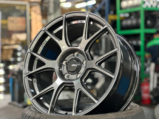 New 18X8.5 ET43 Konig Ampliform Rim (4 wheel) Gloss Gunmetal 5X112