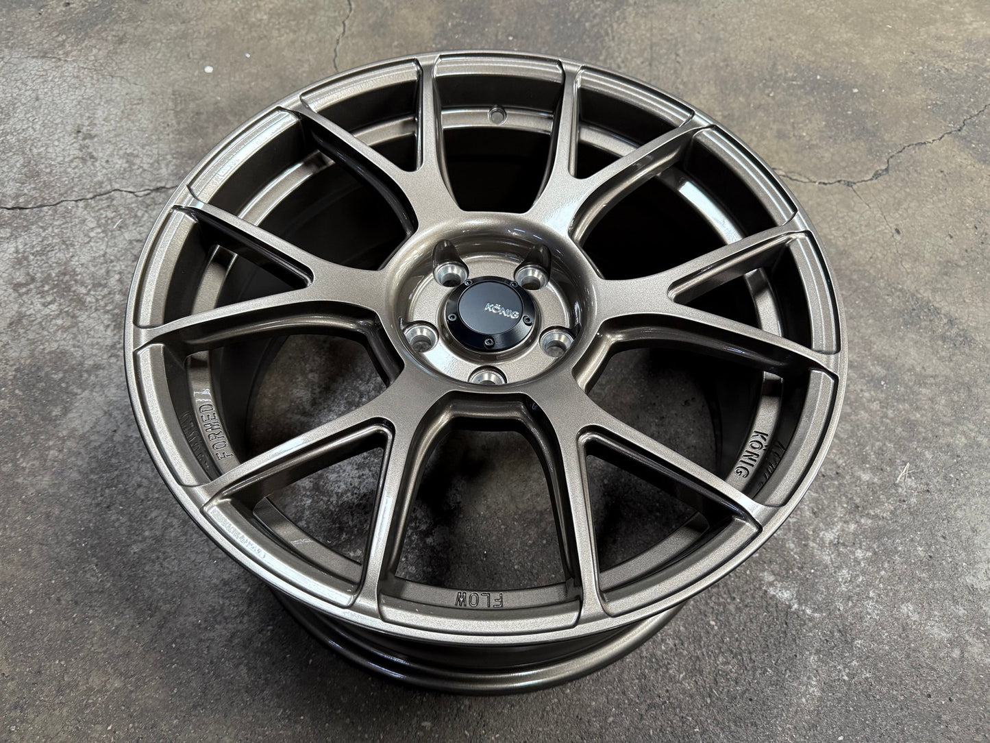 New 18X8.5 ET43 Konig Ampliform Rim (4 wheel) Gloss Bronze 5X112