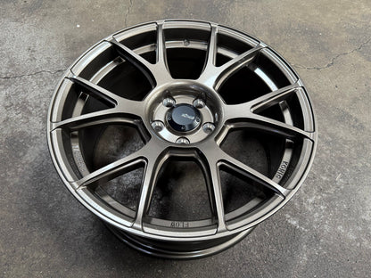 New 18X8.5 ET43 Konig Ampliform Rim (4 wheel) Gloss Bronze 5X112