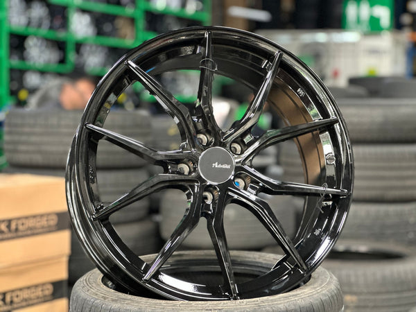 New 19X8.5 ET45 Advanti Hybris Rim (4 wheel) Gloss Black 5X114.3