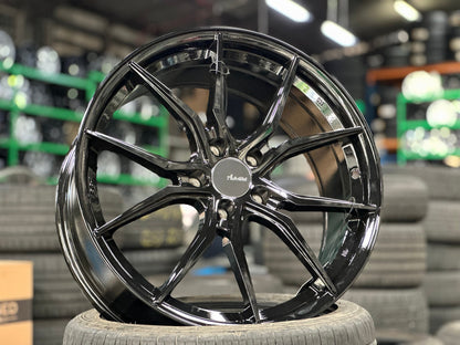 New 19X8.5 ET45 Advanti Hybris Rim (4 wheel) Gloss Black 5X114.3