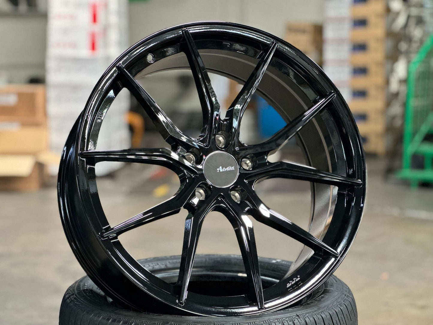 New 20X8.5 ET40 Advanti Hybris Rim (4 wheel) Gloss Black 5X114.3