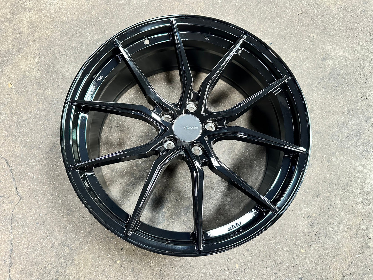 New 20X8.5 ET40 Advanti Hybris Rim (4 wheel) Gloss Black 5X114.3